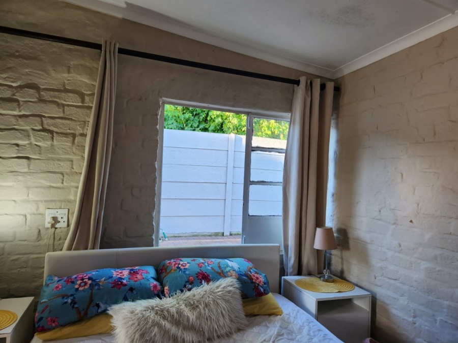 5 Bedroom Property for Sale in Bodorp Western Cape